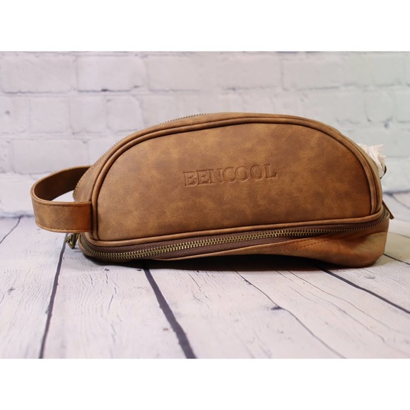 Men's Toiletry Bag! BRAND NEW! - Picture 1 of 9